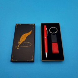 Kişiye Özel Kalem Anahtarlık Tüylü Kutulu Set Kırmızı, çelik bileklik, modern takı, zarif aksesuar, kadın bileklik, erkek bilekl